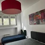 Bam Bam Tiburtina Guesthouse