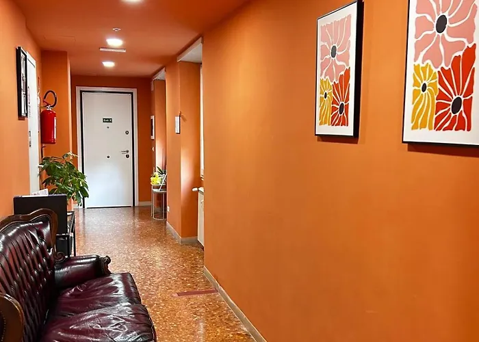 Bam Bam Tiburtina Guesthouse